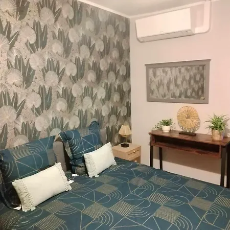 住宿加早餐酒店 D'hote Familiale De La Maison Bleue *